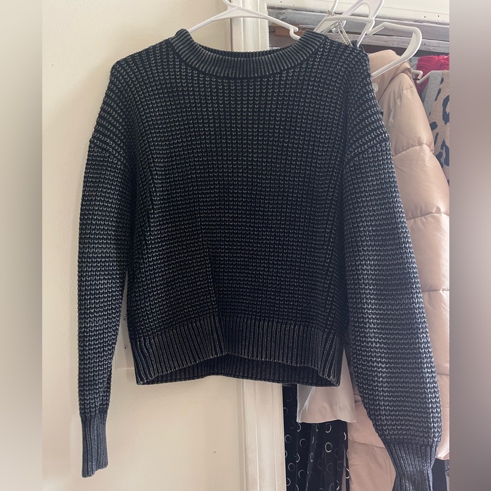 Old Navy knit sweater